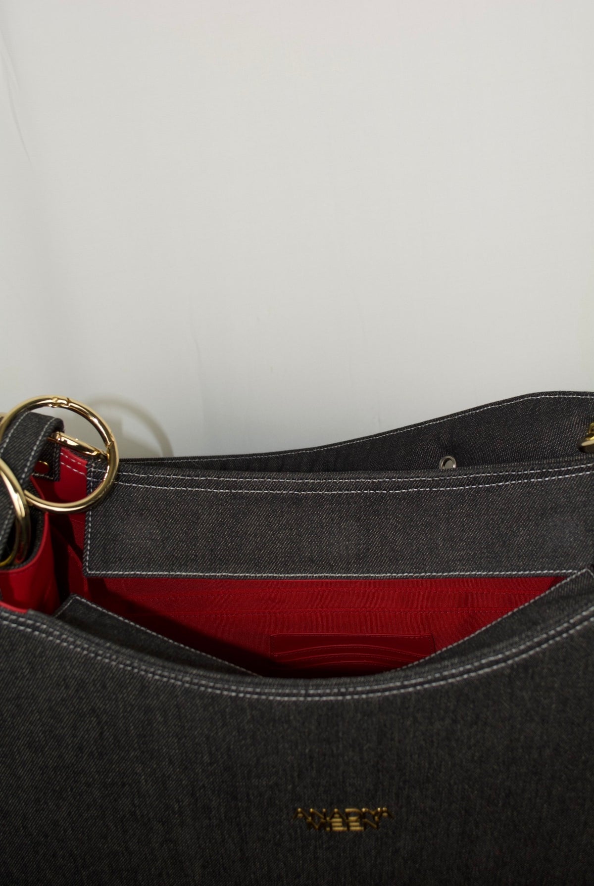 The Jewelet Tote | Black (Pre-order - Dec 2026)