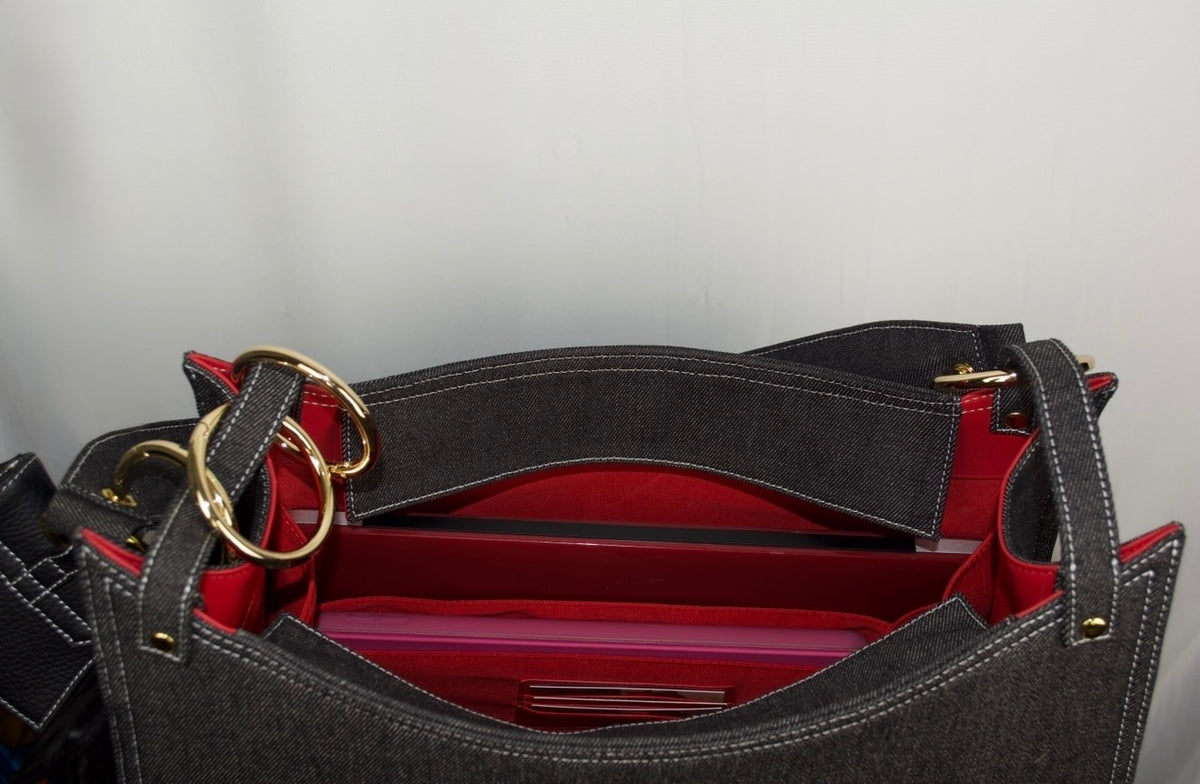 The Jewelet Tote | Black (Pre-order - Dec 2026)